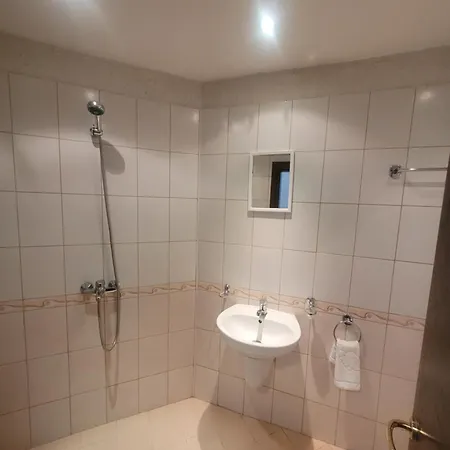 Ramada2 Alexander Services Μπάνσκο